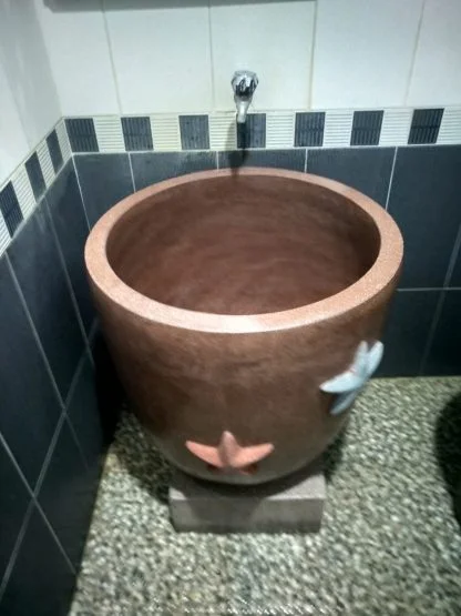 Bak Mandi Unik Tipe Blong Setengah Motif Bintang
