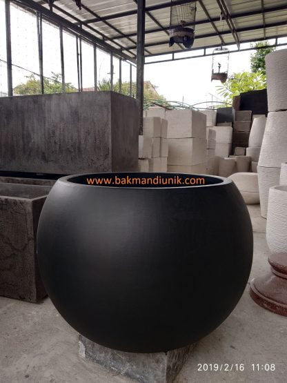 Pot Terrazzo Jumbo Tipe Bulat Diameter 80cm