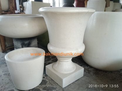 Pot Piala Terrazzo Glossy 70cmx55cm - Image 3