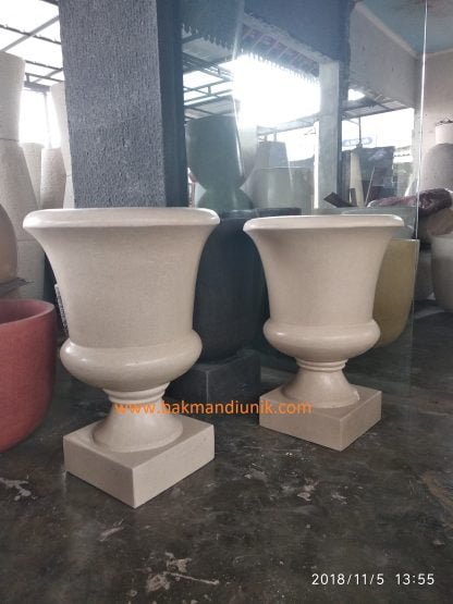 Pot Piala Terrazzo Glossy 70cmx55cm