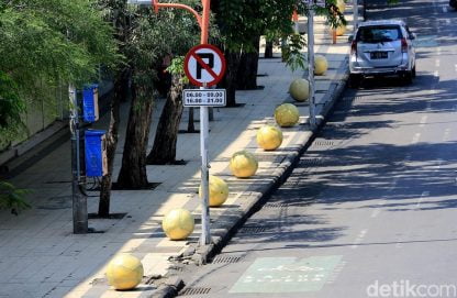 Bola Taman Bollard Pedestrian Trotoar Diameter 50cm - Image 2