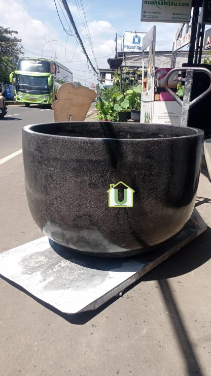 Pot Vas Teraso Hitam Glossy - Image 3